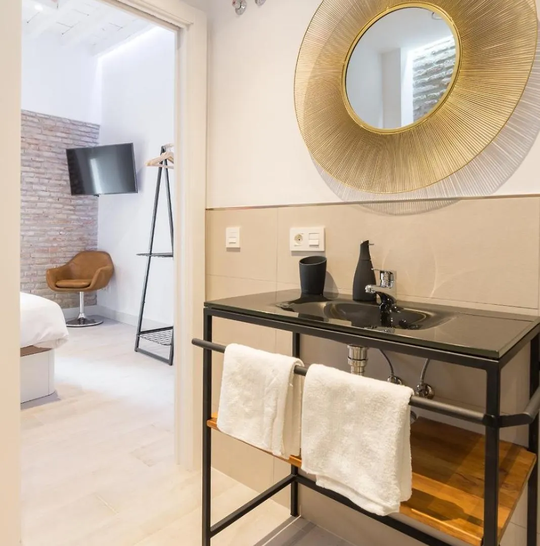 Te1A-El Teatro Brick Wall Suite Prime Location Malaga 0*,  Spain