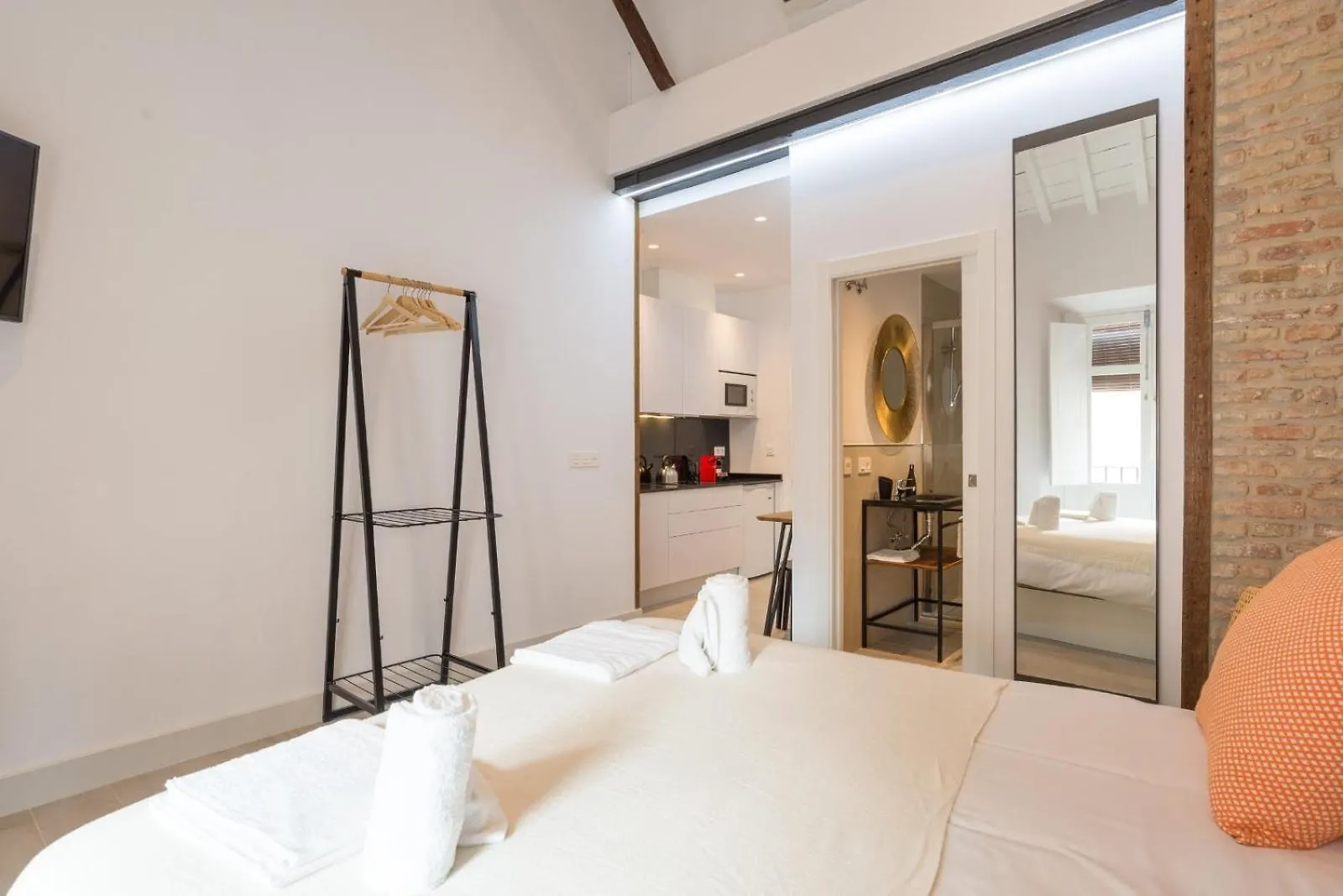 Te1A-El Teatro Brick Wall Suite Prime Location Malaga 0*,